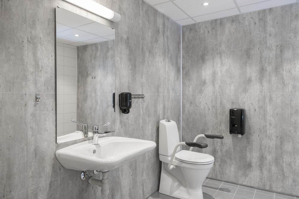 Hotel Aurora Svolvær Εξωτερικό φωτογραφία